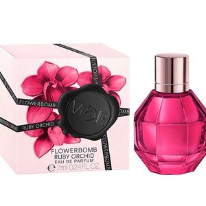 Viktor & Rolf Flowerbomb Ruby Orchid